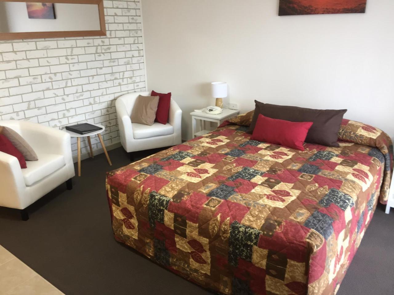 Culcairn Motor Inn Eksteriør billede